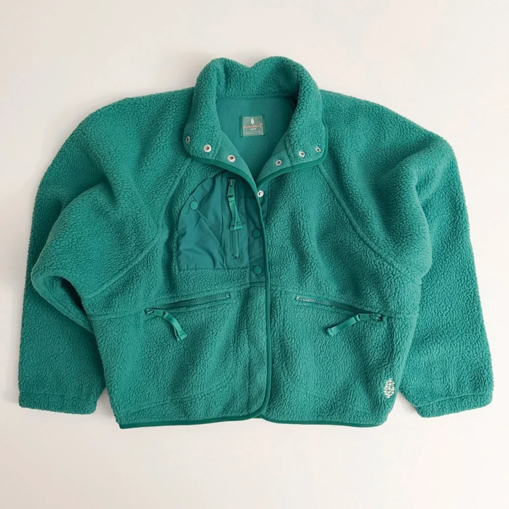 NWOT FP Movement Hit the Slopes Fleece Jacket in Green Glow - Picture 4 of 9